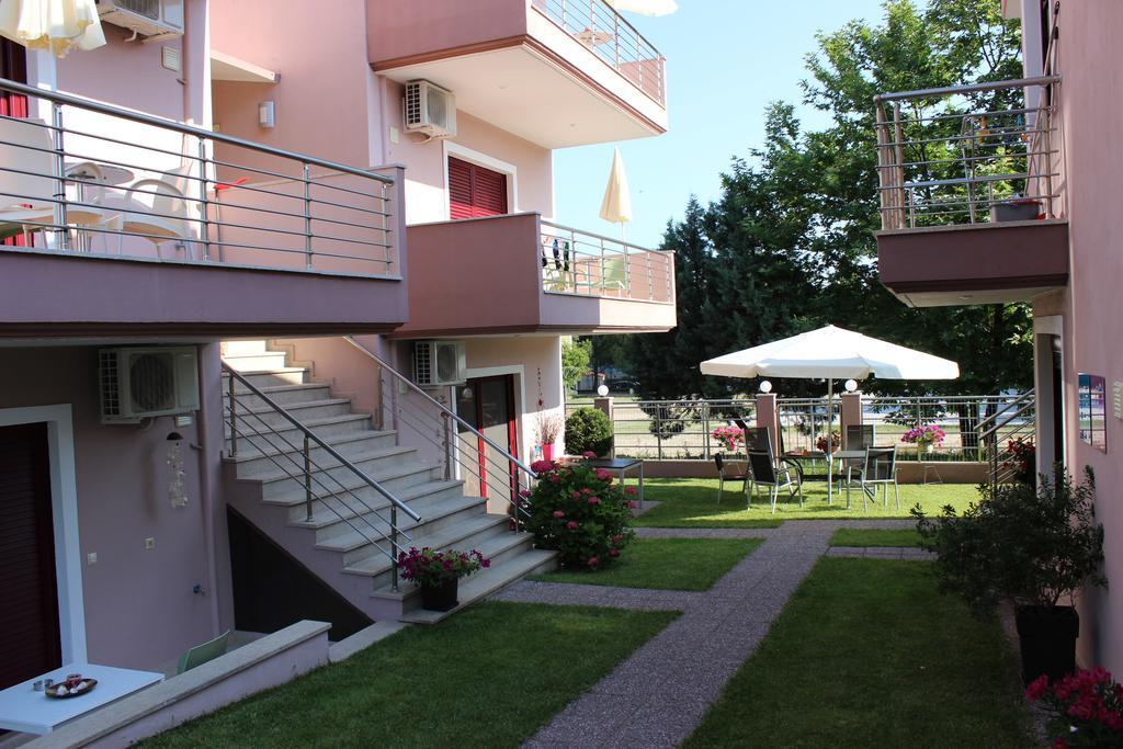 Yasoo Holiday Apartments Олимпия Екстериор снимка