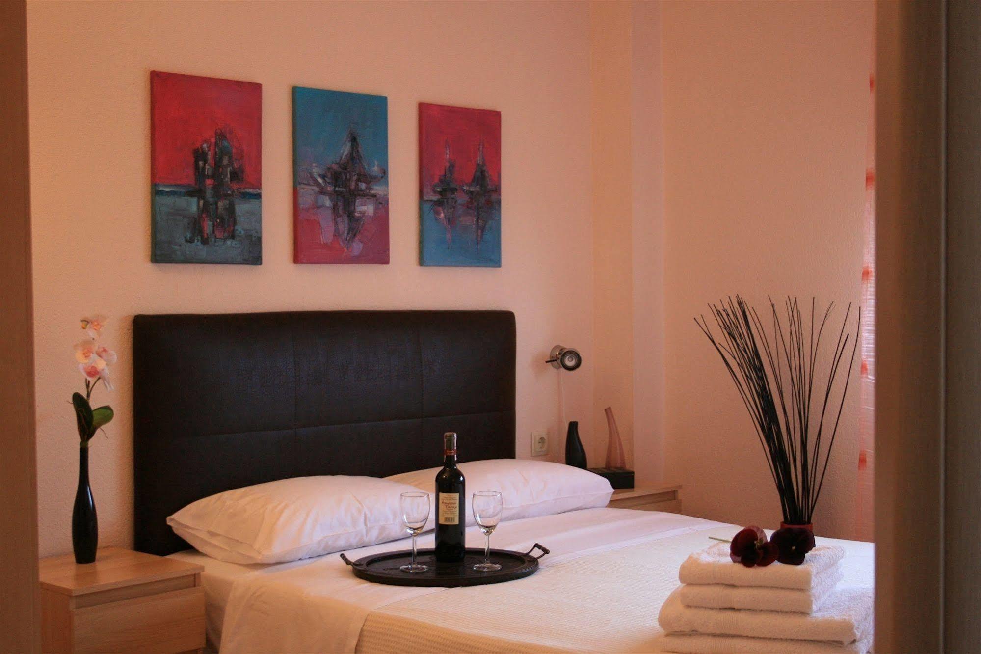 Yasoo Holiday Apartments Олимпия Екстериор снимка